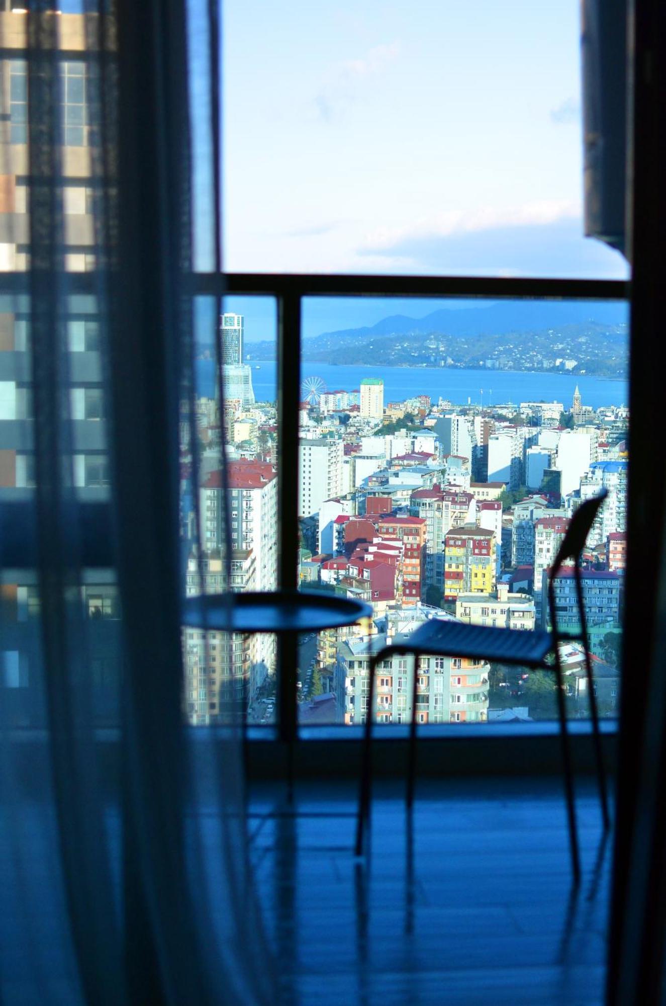 Season Suite Apart-Hotel 바투미 외부 사진